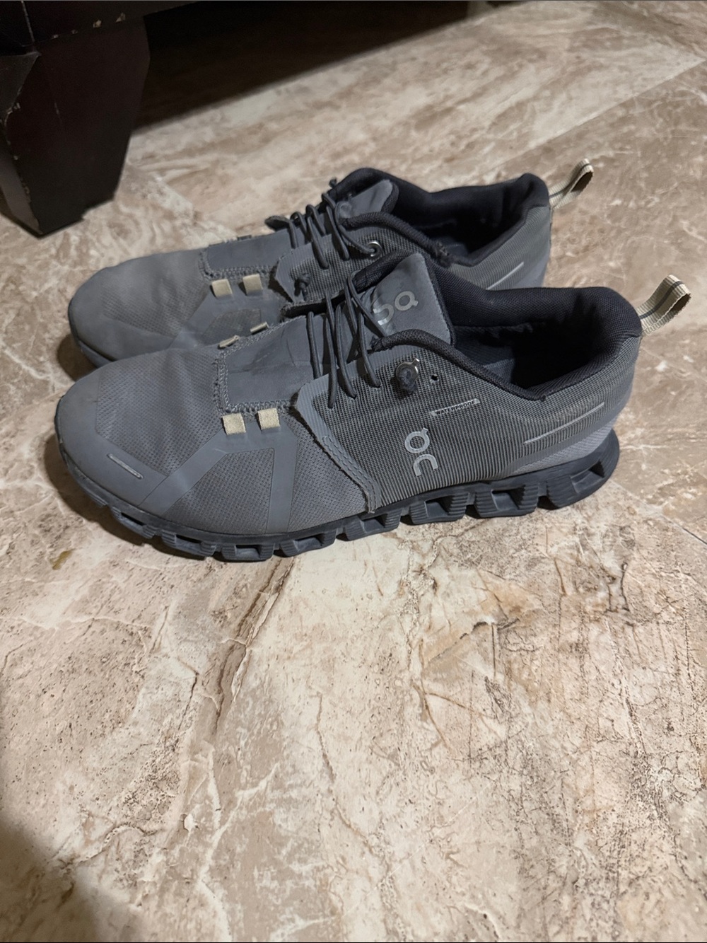 On Running Cloud Lightweight Men’s Athletic Shoes - Gray